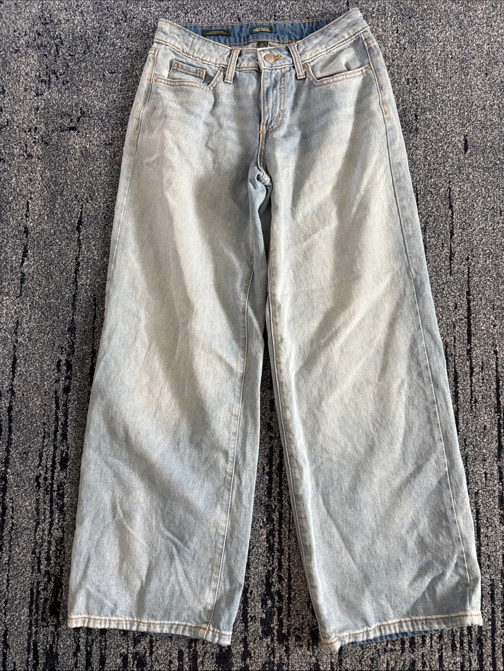 Wild Fable-Light Wash Wide Leg Women's Jeans-Worn Once